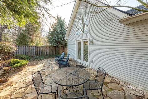 9 Village Parkway Black Mountain NC 28711