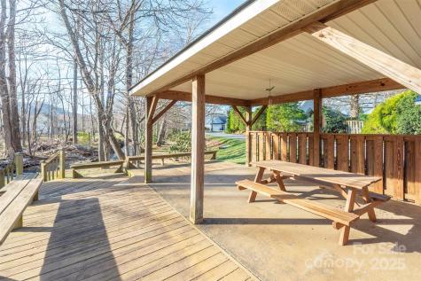 9 Village Parkway Black Mountain NC 28711