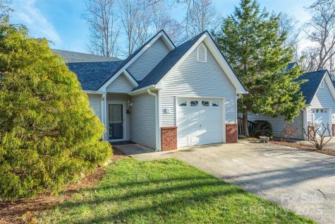 9 Village Parkway Black Mountain NC 28711