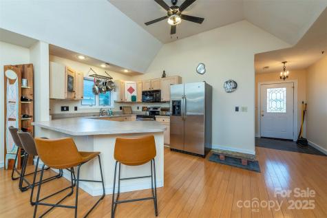 9 Village Parkway Black Mountain NC 28711