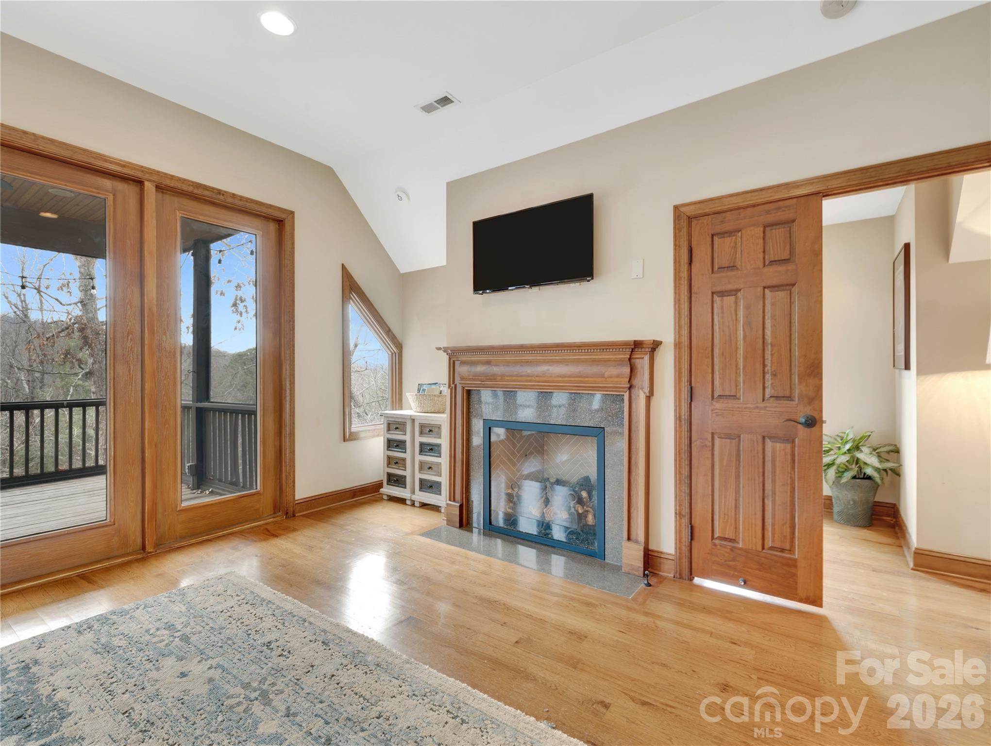 184 Deep Woods Lane Saluda NC 28773