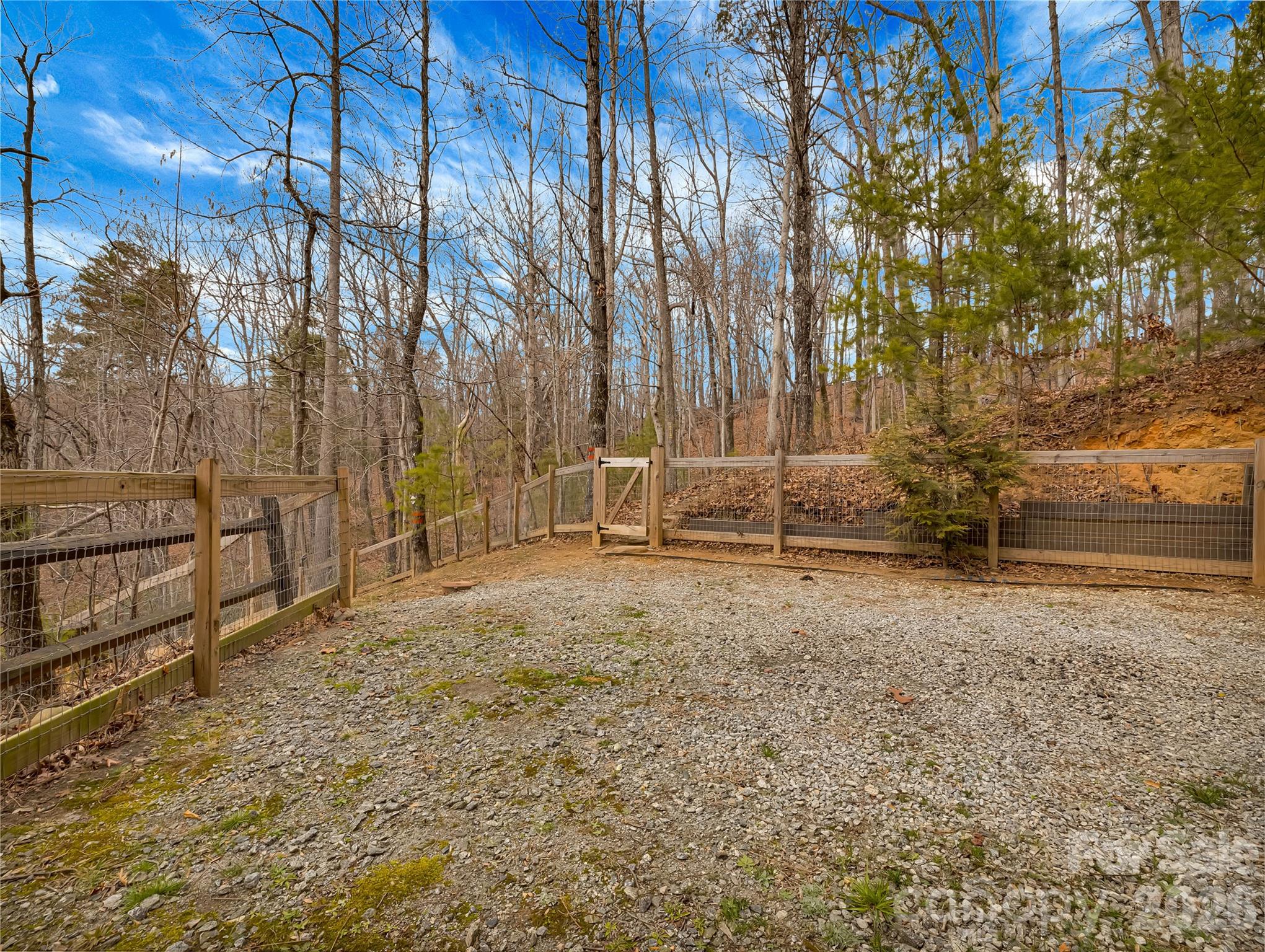 184 Deep Woods Lane Saluda NC 28773