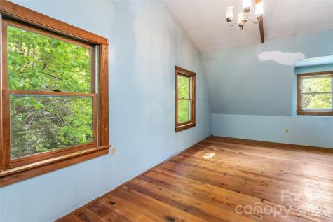 224 Seasons Drive Clyde NC 28721
