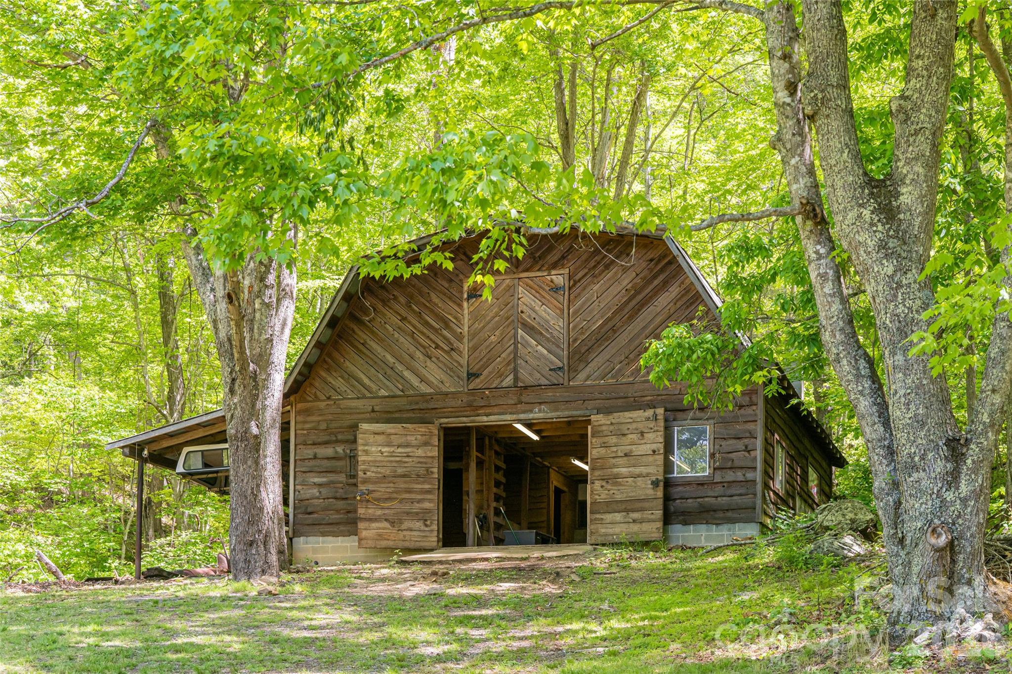 224 Seasons Drive Clyde NC 28721
