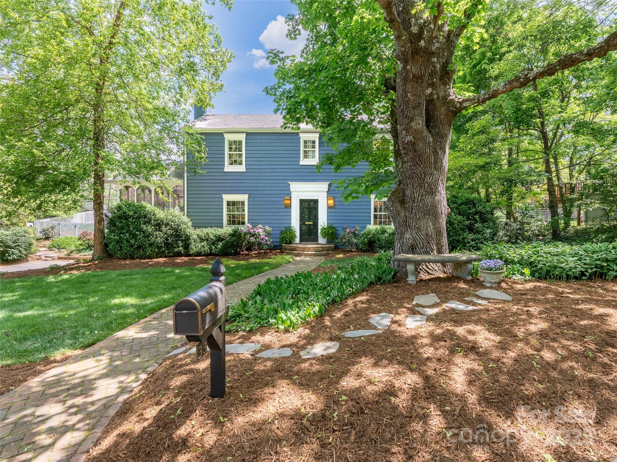 33 Mount Vernon Place Asheville NC 28804