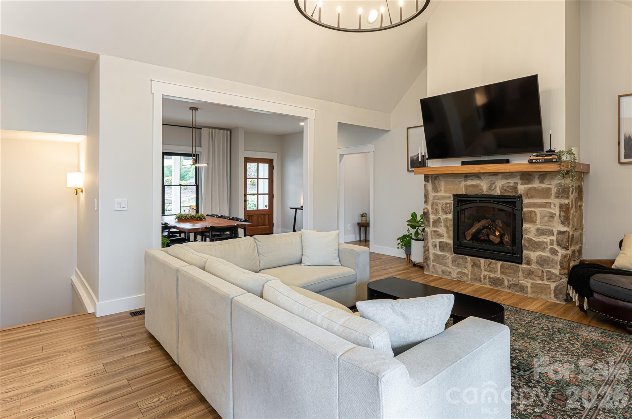 13 Cambridge Drive Candler NC 28715