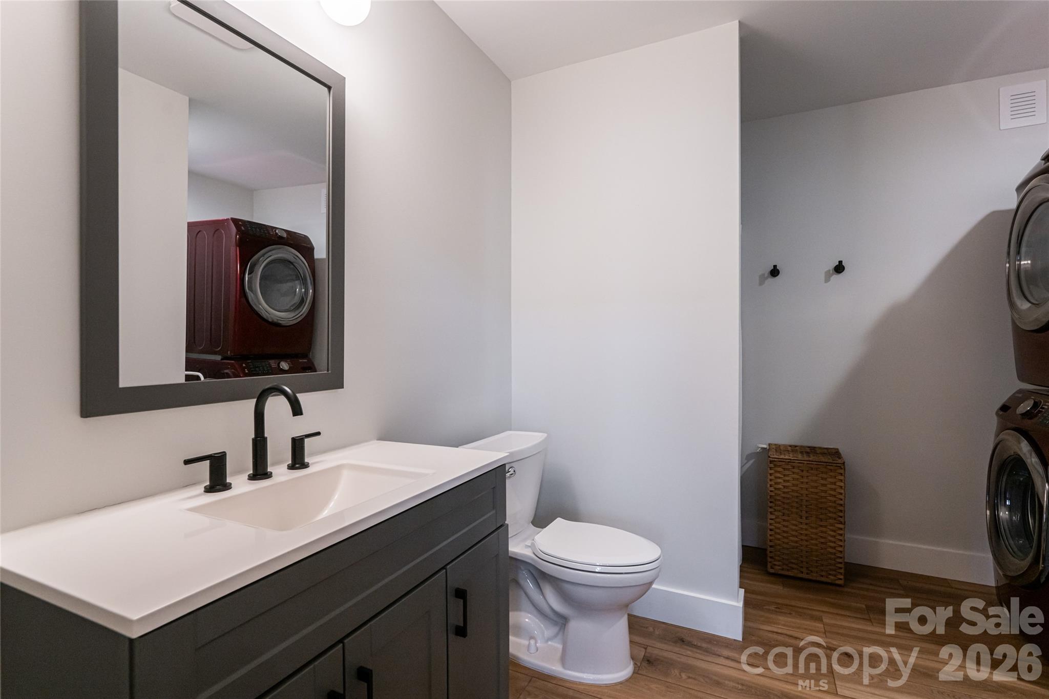 13 Cambridge Drive Candler NC 28715