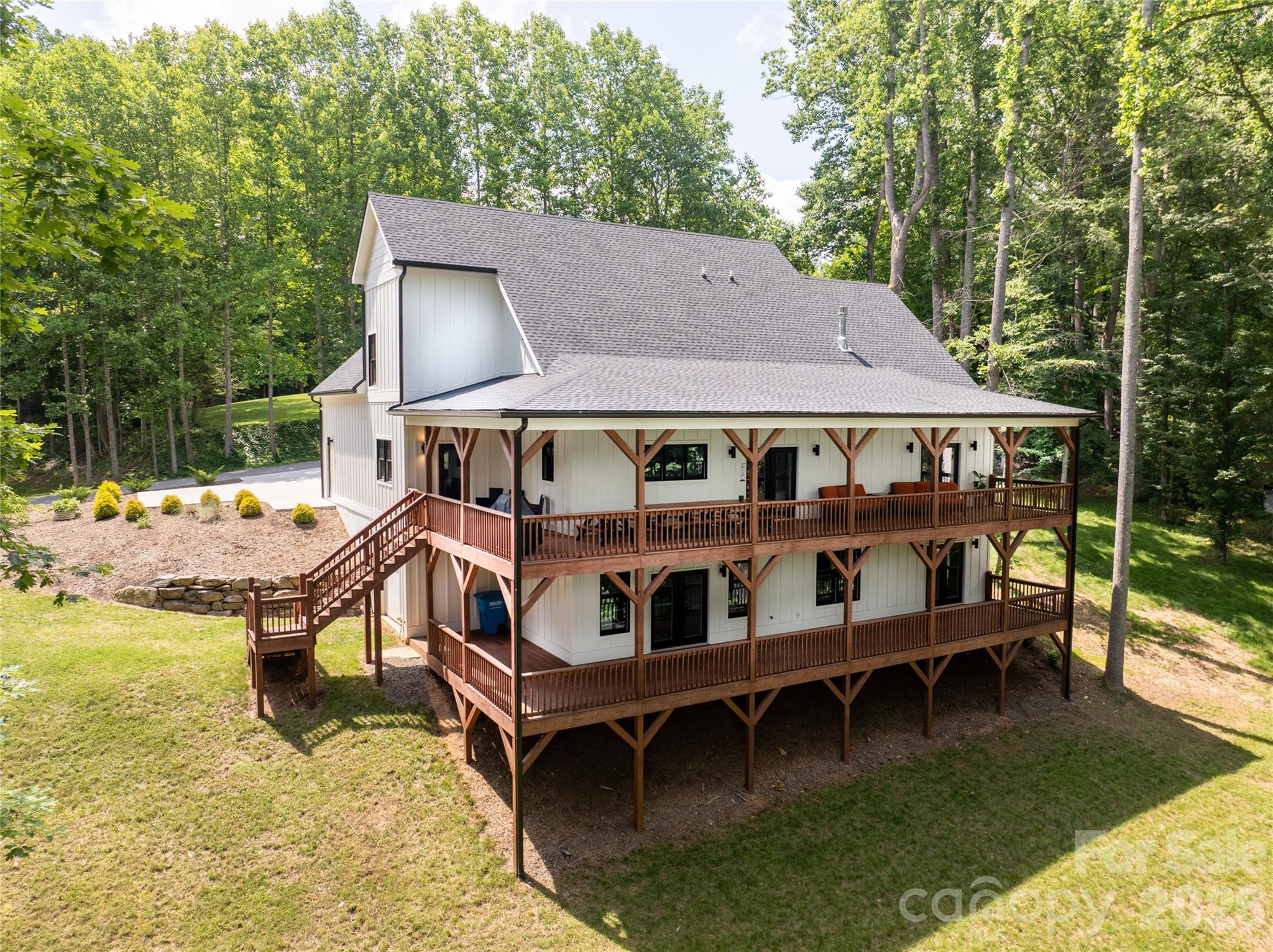 13 Cambridge Drive Candler NC 28715