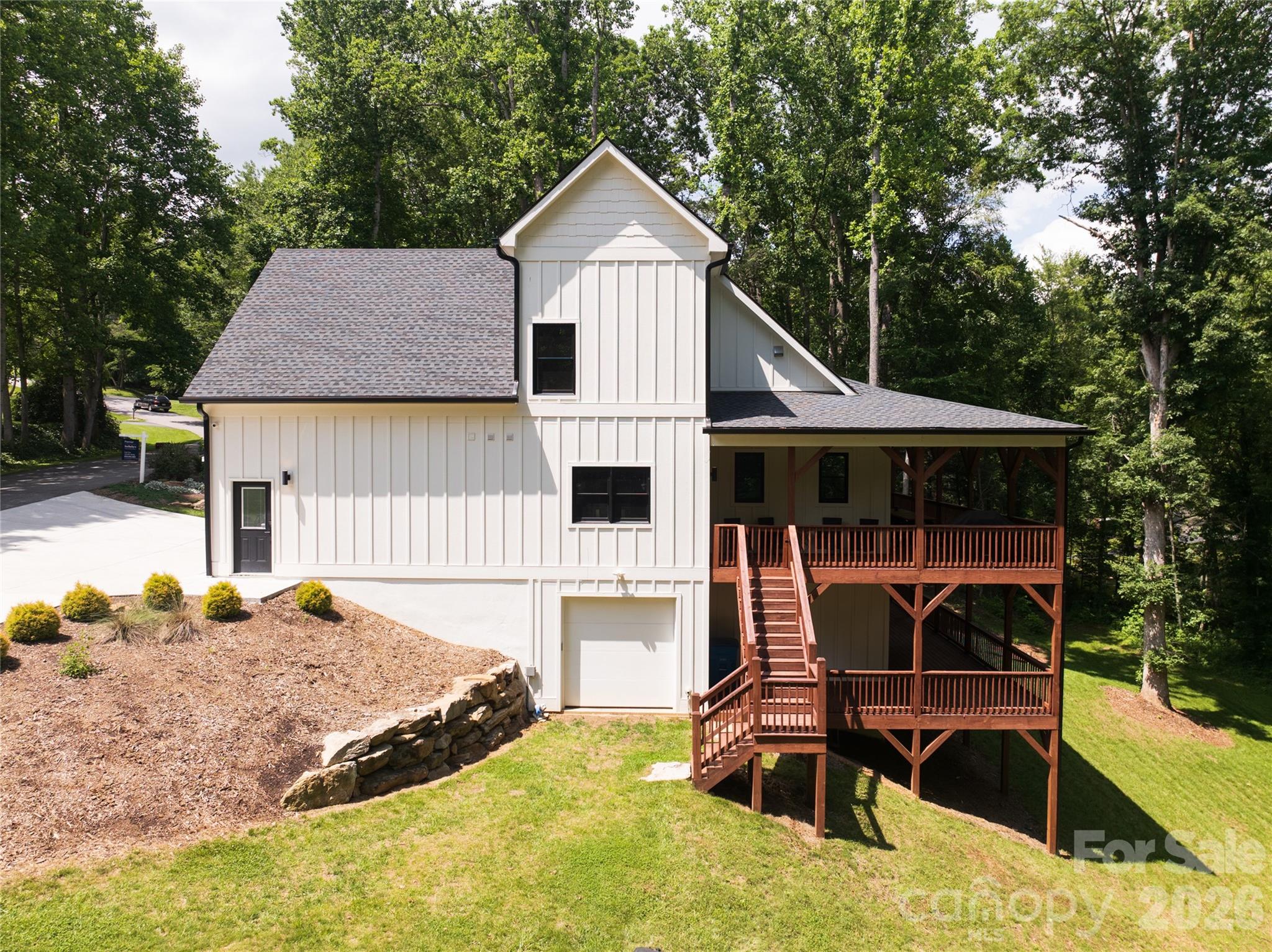 13 Cambridge Drive Candler NC 28715