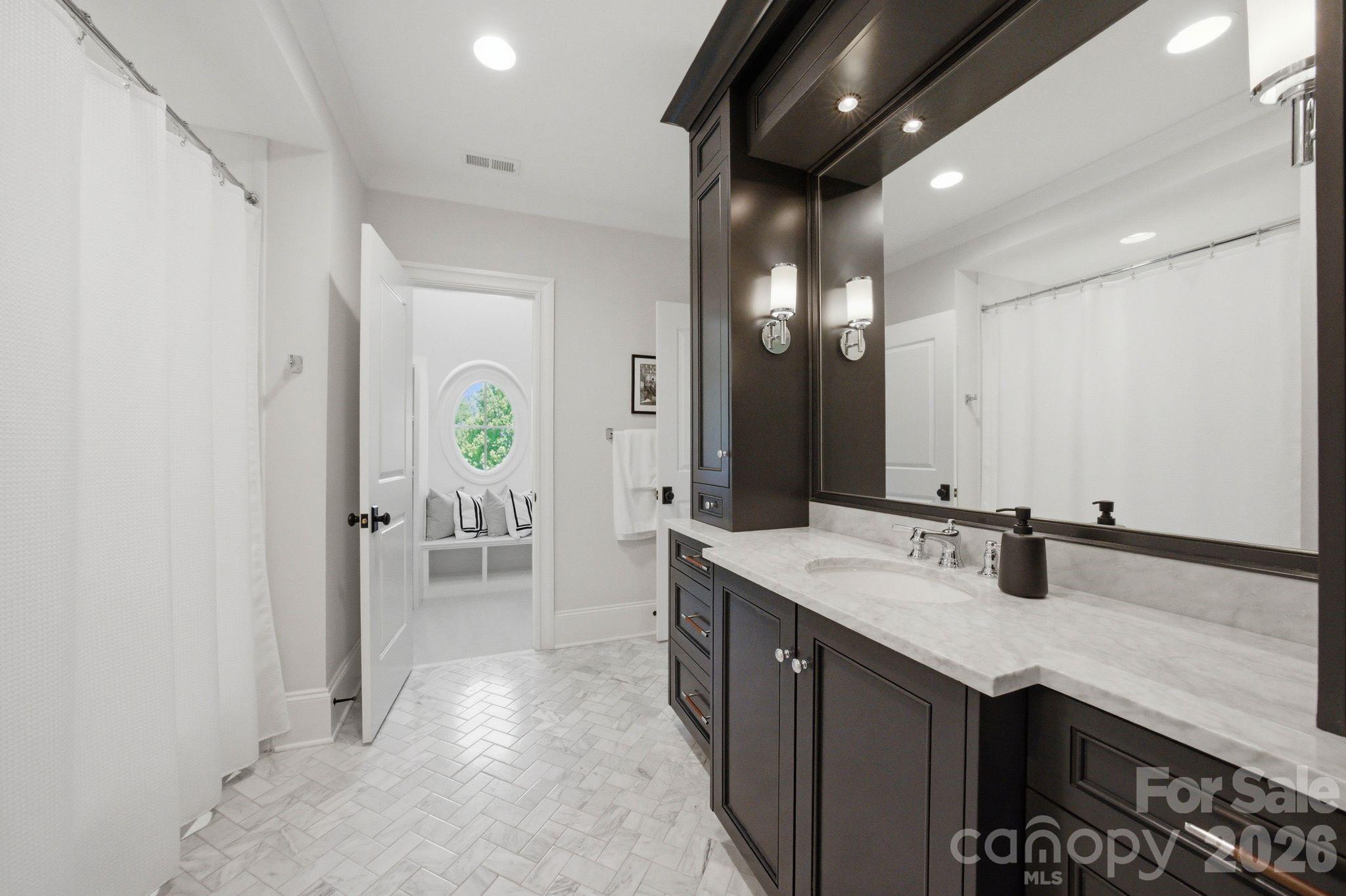 4002 St Germaine Lane Charlotte NC 28210