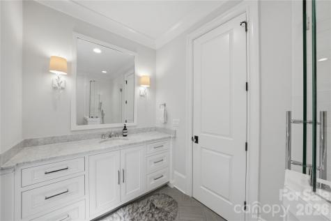 4002 St Germaine Lane Charlotte NC 28210