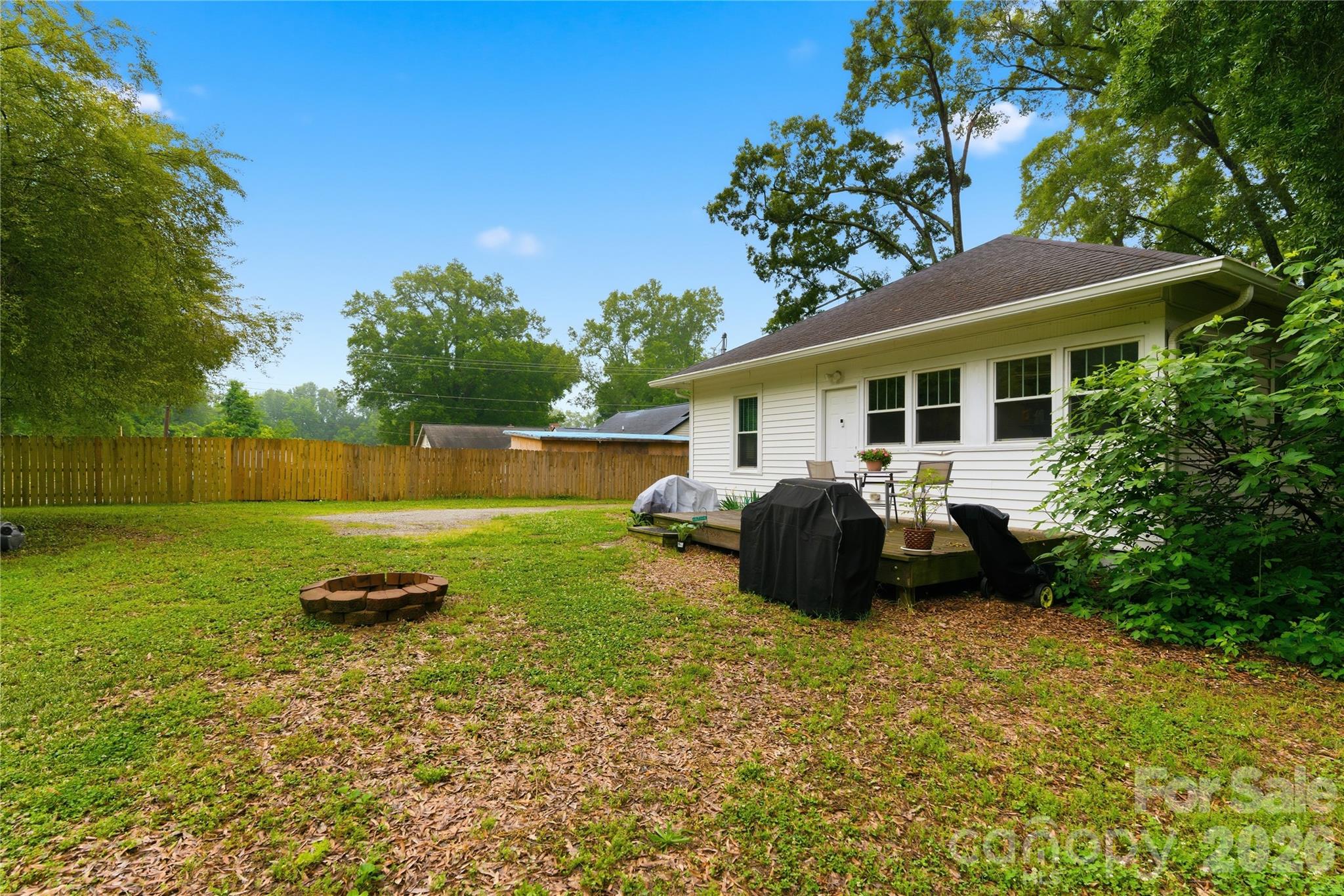 1818 Cannon Avenue Charlotte NC 28269