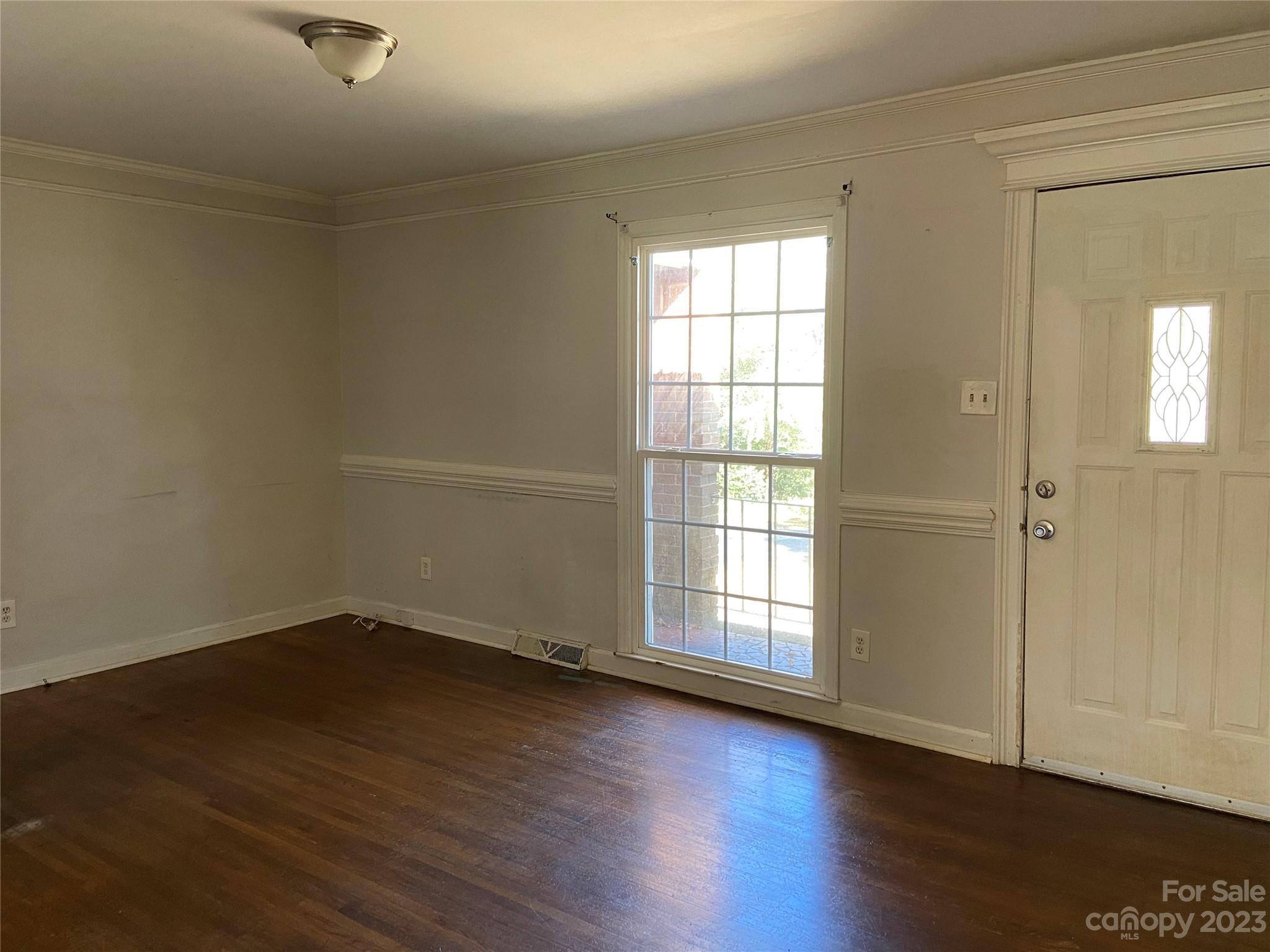 3916 Irvington Drive Charlotte NC 28205