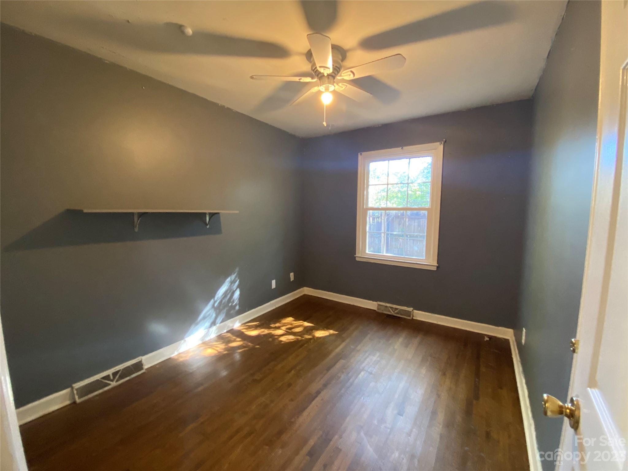 3916 Irvington Drive Charlotte NC 28205