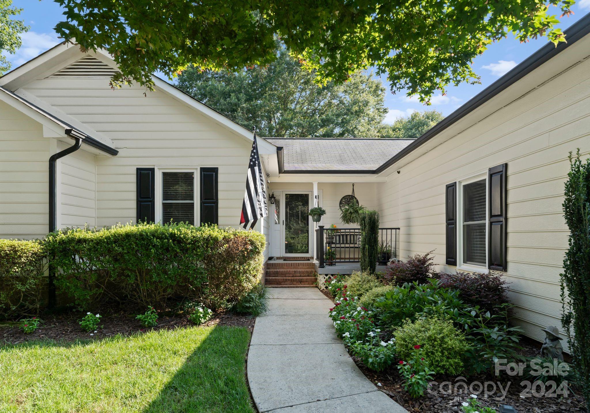 129 Meadow Creek Lane Mooresville NC 28117