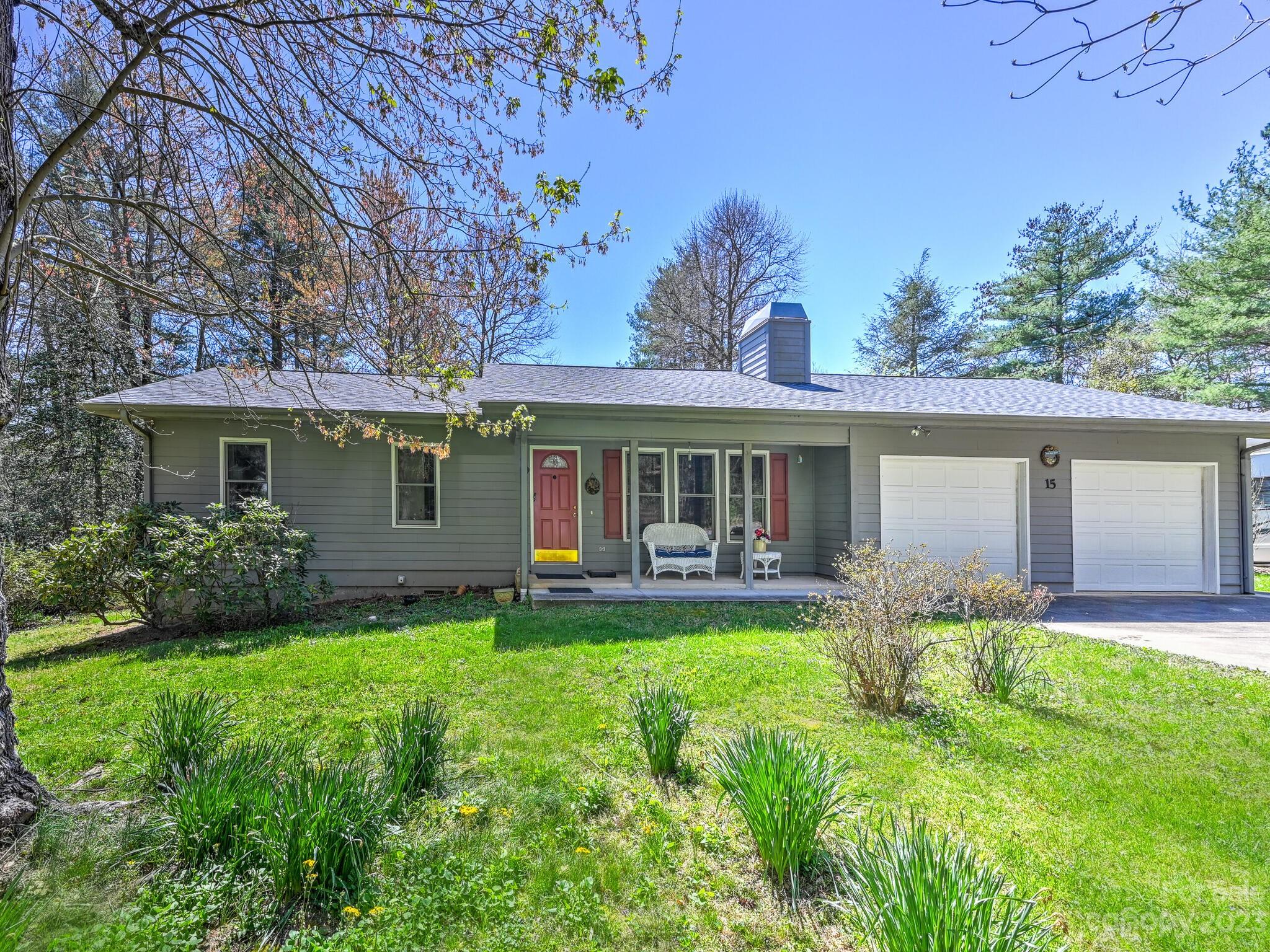15 Maple Road Arden NC 28704