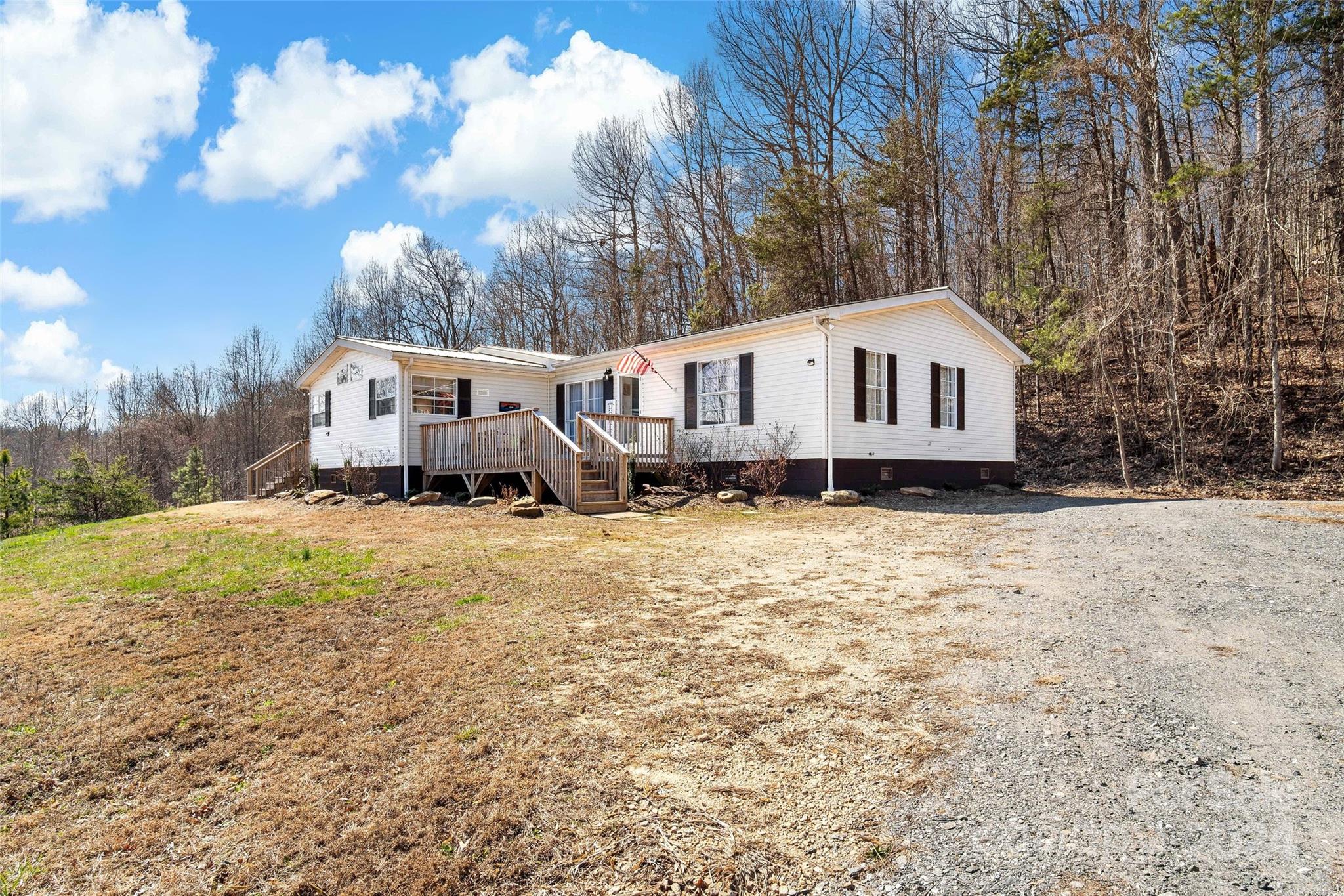 3178 Mentink Way Nebo NC 28761