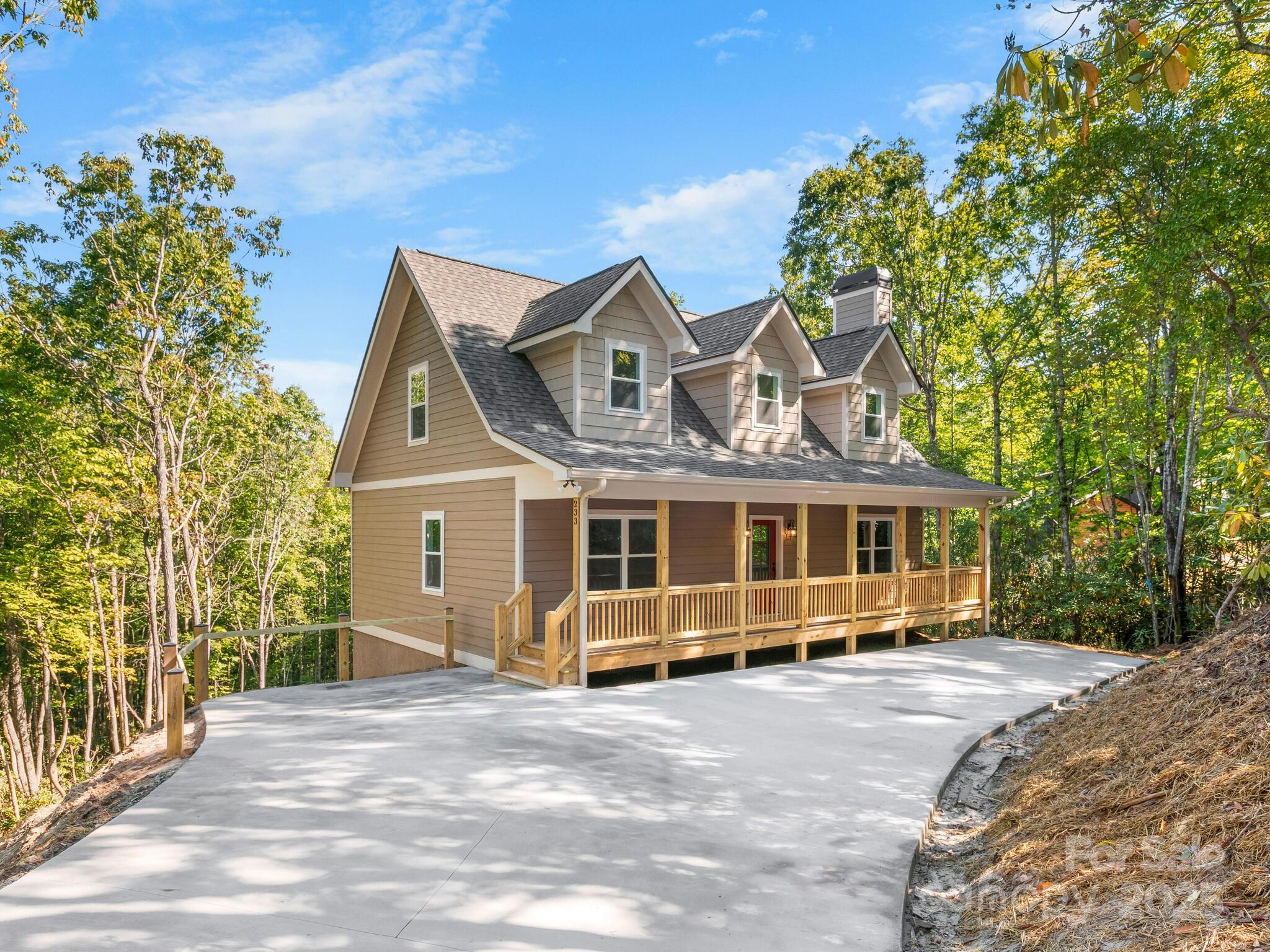 233 Arcadia Falls Way Black Mountain NC 28711