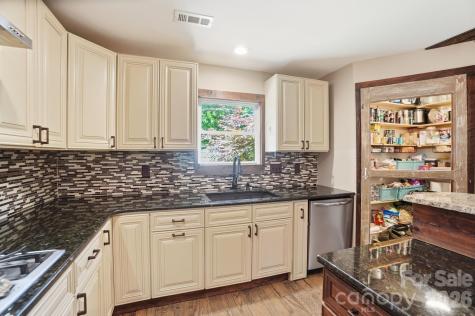 487 Linwood Road Mooresville NC 28115