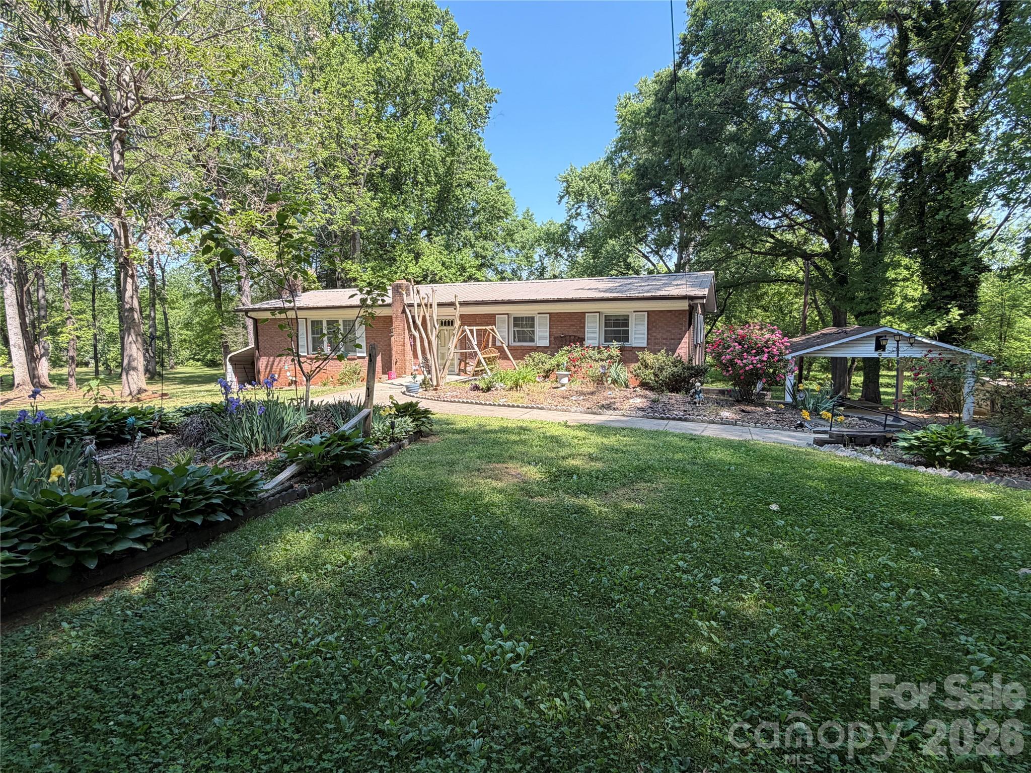 1044 Meadowbrook Lane Newton NC 28658