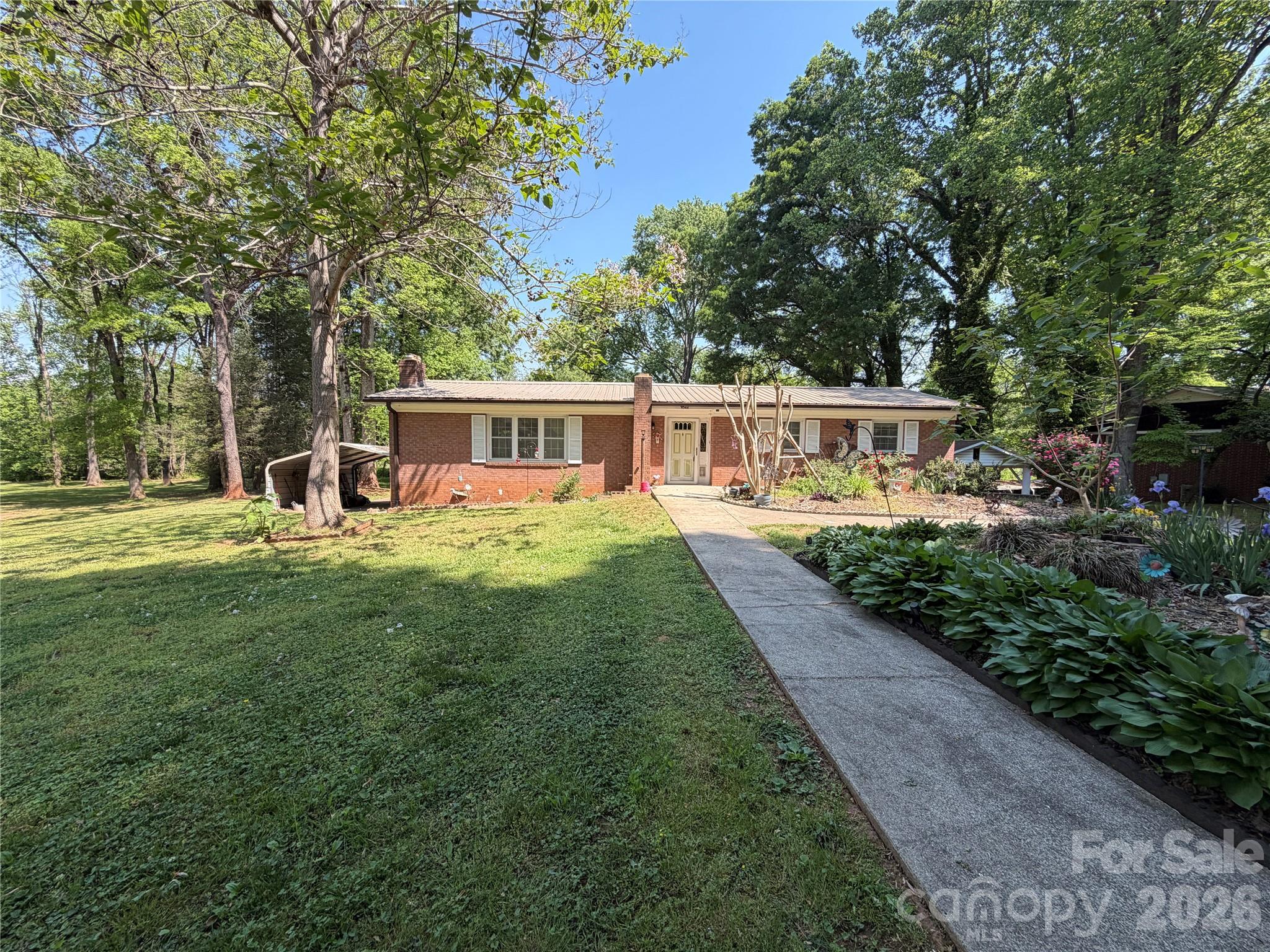 1044 Meadowbrook Lane Newton NC 28658