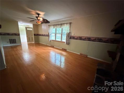 1044 Meadowbrook Lane Newton NC 28658