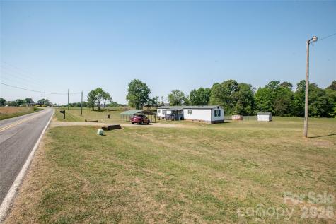 2464 & 2462 Leonhardt Road Cherryville NC 28021