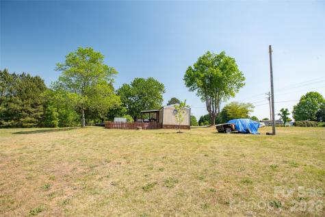 2464 & 2462 Leonhardt Road Cherryville NC 28021