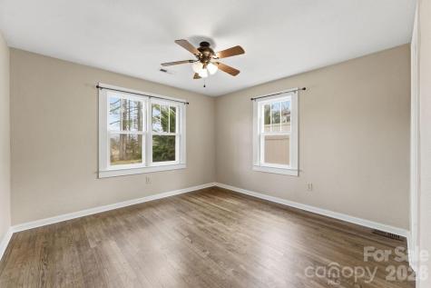 3920 Bryson City Road Franklin NC 28734