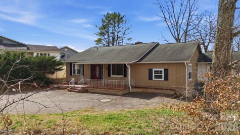 3920 Bryson City Road Franklin NC 28734