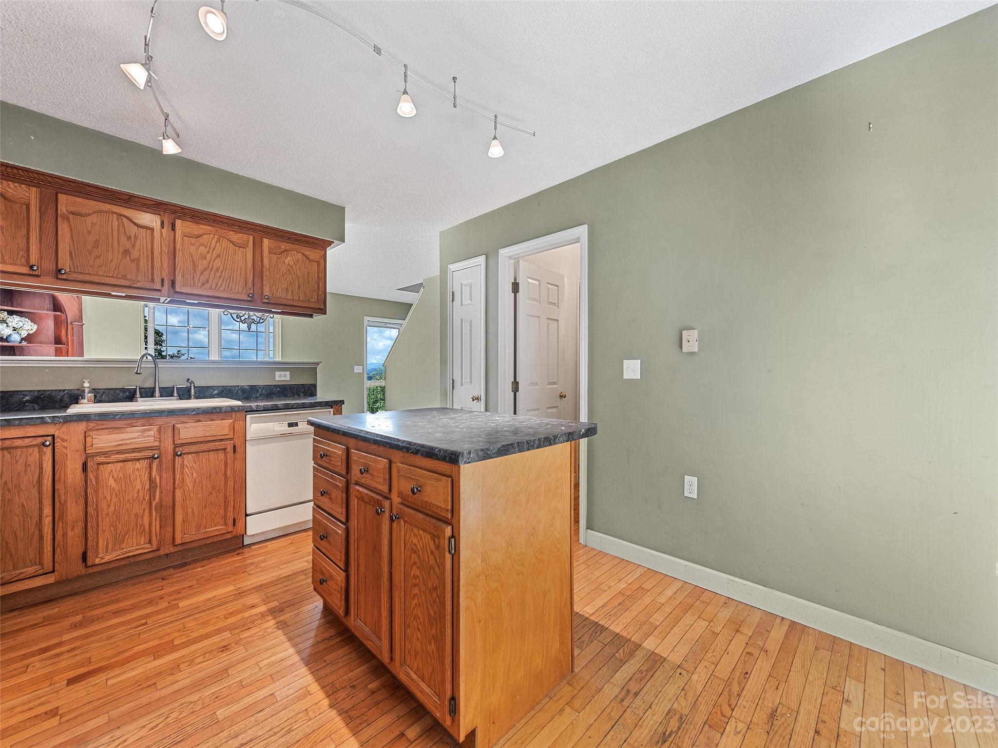 155 Hawks View Drive Canton NC 28716