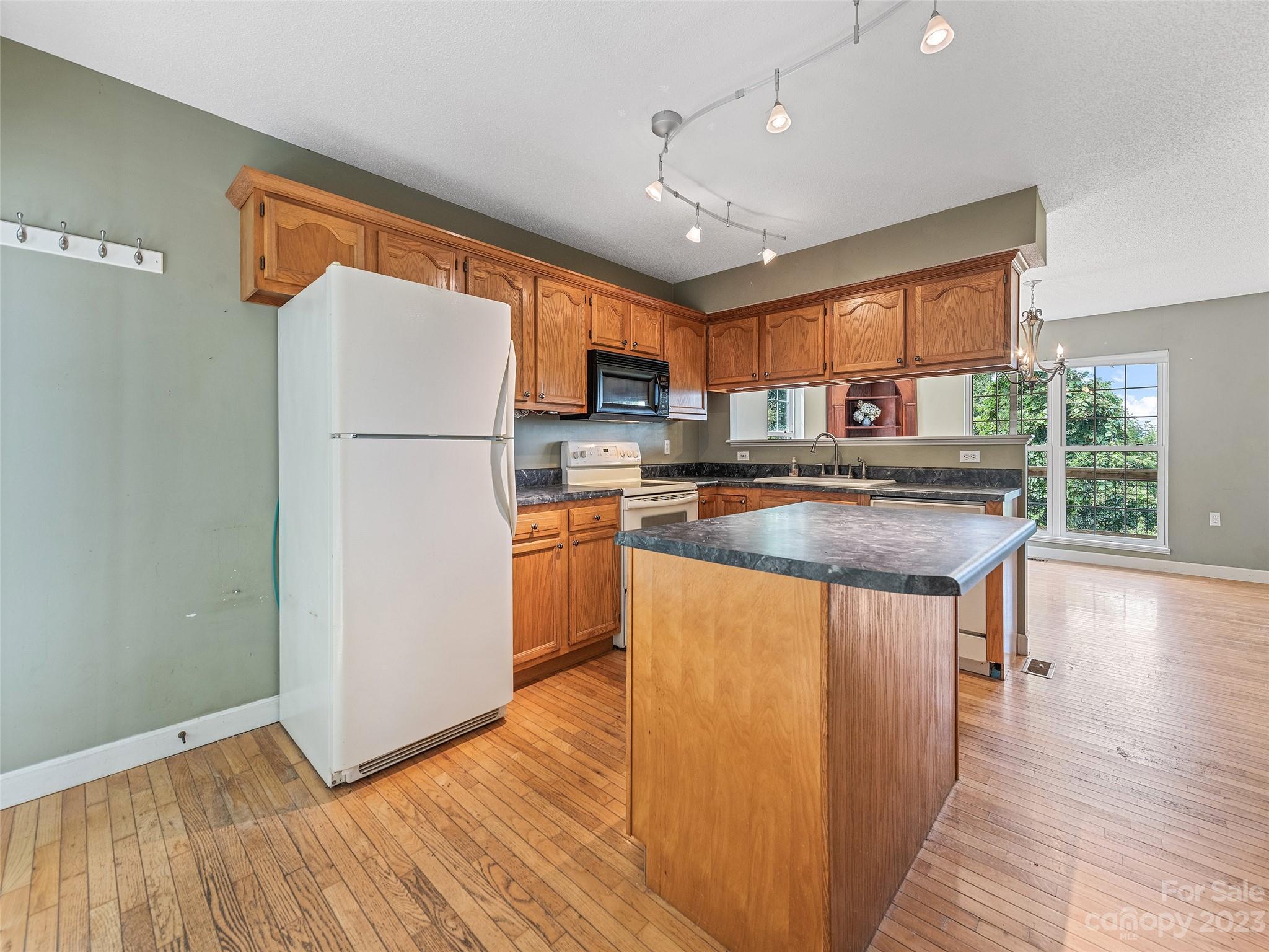 155 Hawks View Drive Canton NC 28716