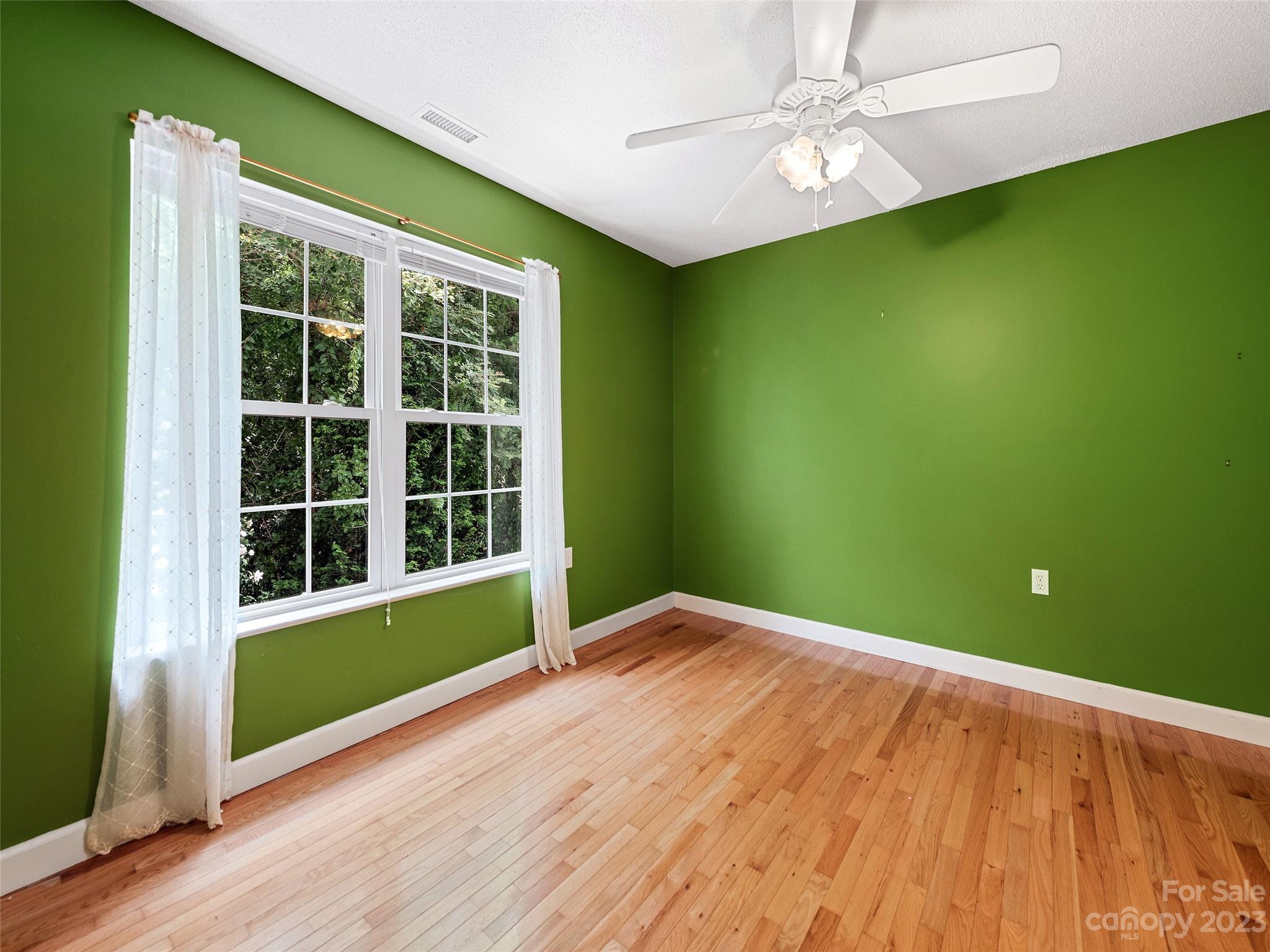 155 Hawks View Drive Canton NC 28716