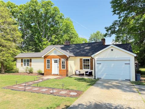 1442 Lee Pearson Road Lenoir NC 28645
