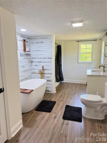 1442 Lee Pearson Road Lenoir NC 28645