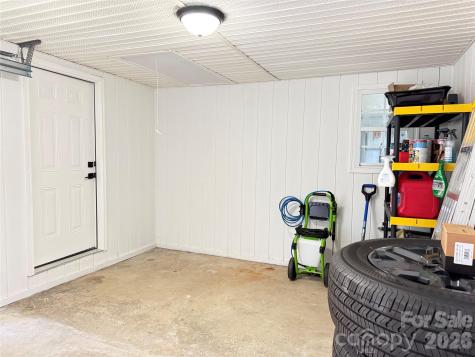 1442 Lee Pearson Road Lenoir NC 28645