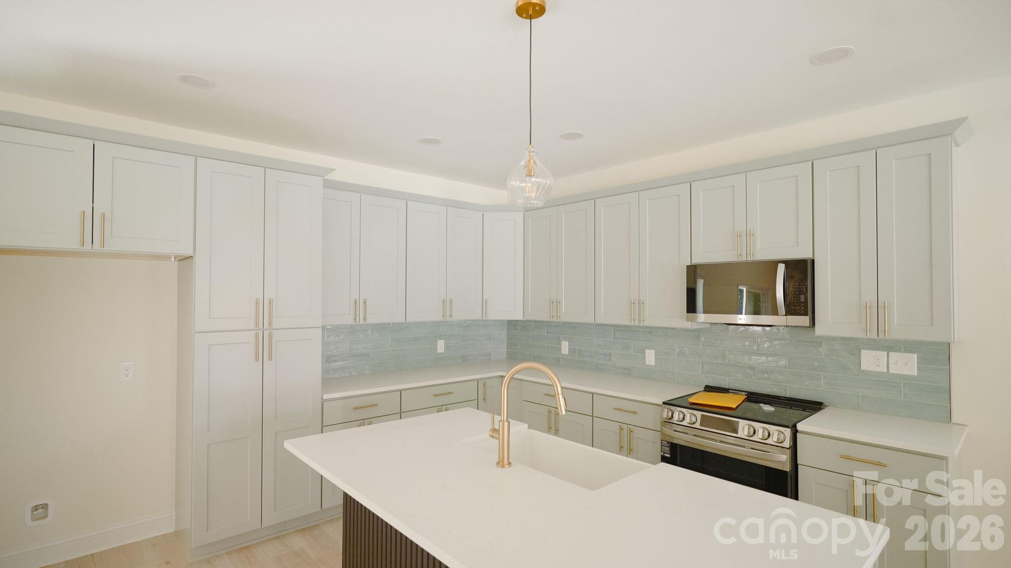 503 Granby Circle Charlotte NC 28217