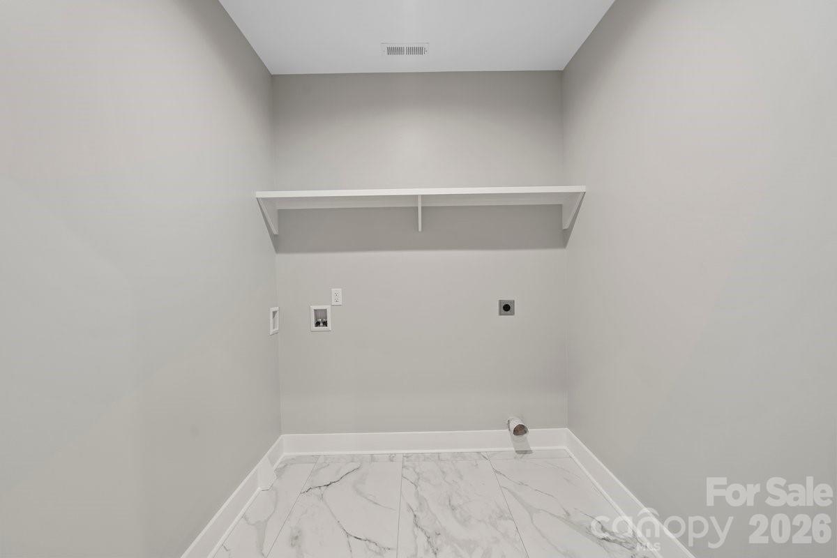 543 30th Avenue NW Hickory NC 28601