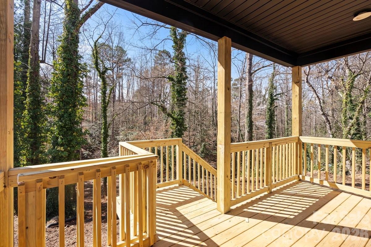 543 30th Avenue NW Hickory NC 28601