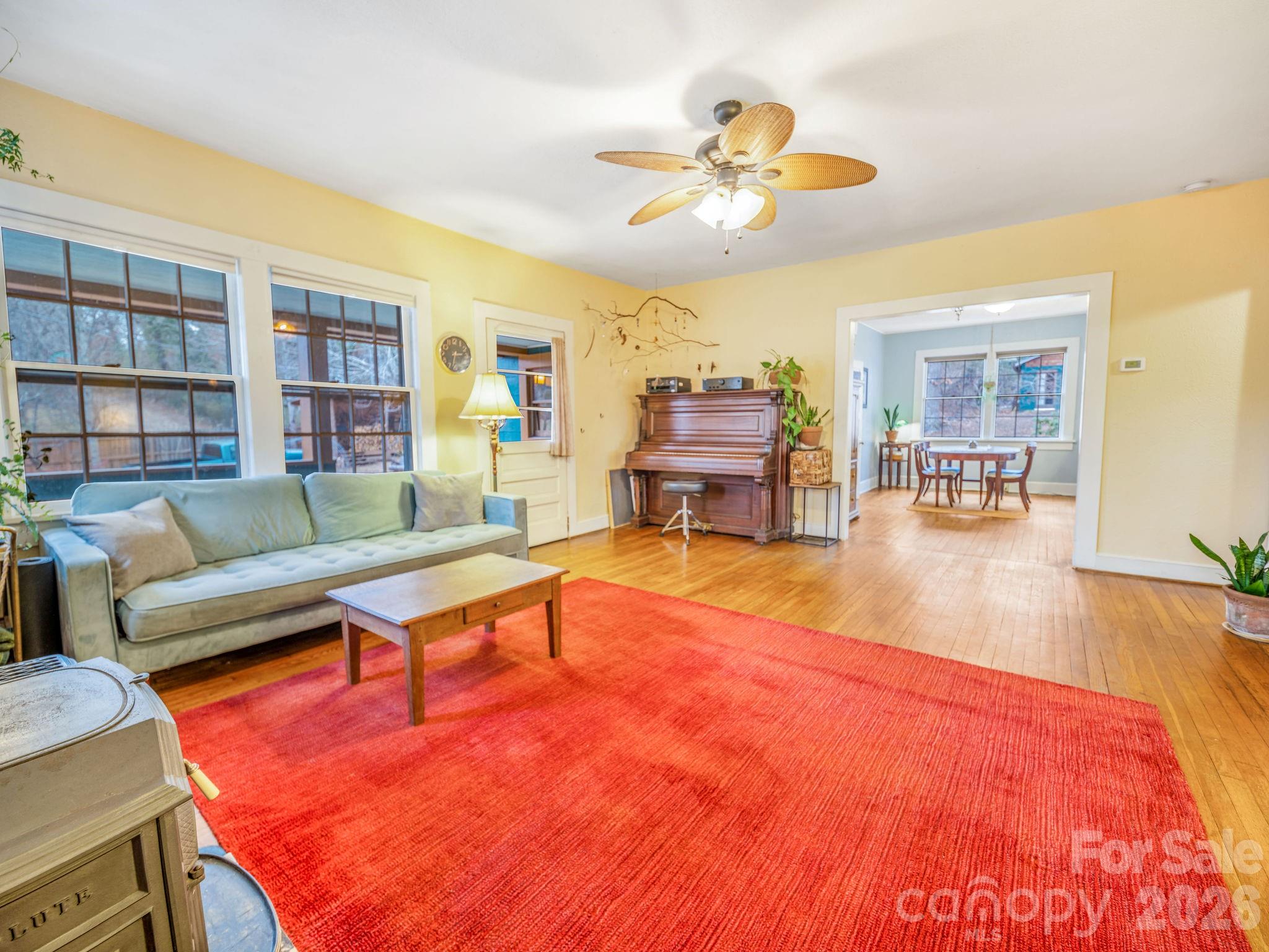 9 Mountain View Road Asheville NC 28806