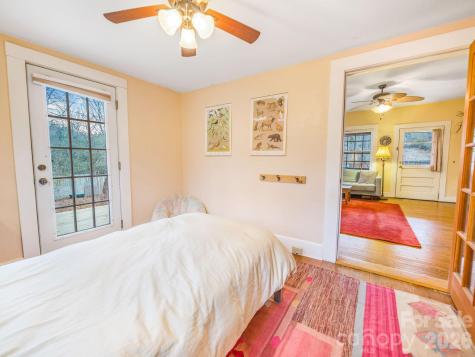 9 Mountain View Road Asheville NC 28806