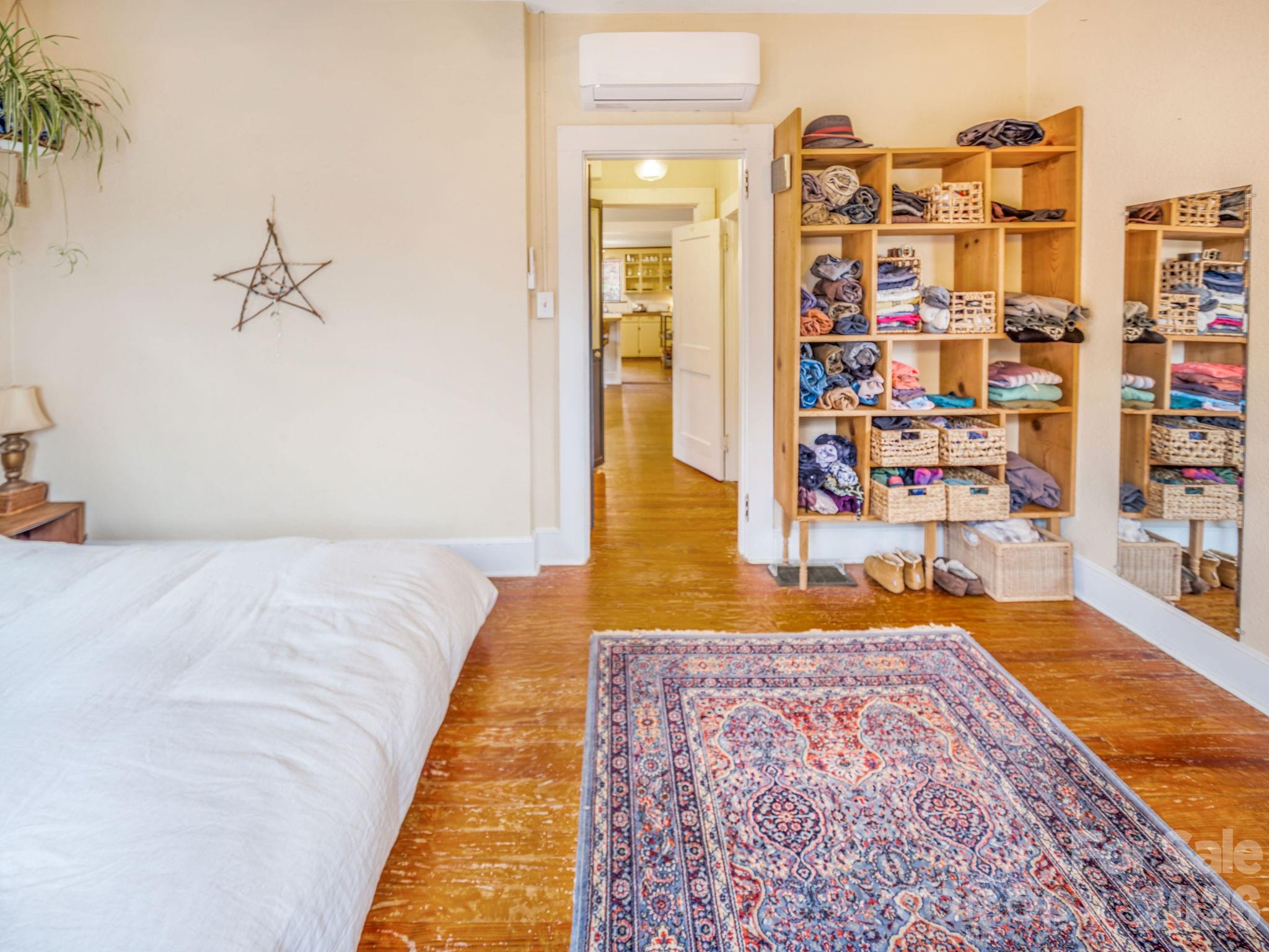 9 Mountain View Road Asheville NC 28806