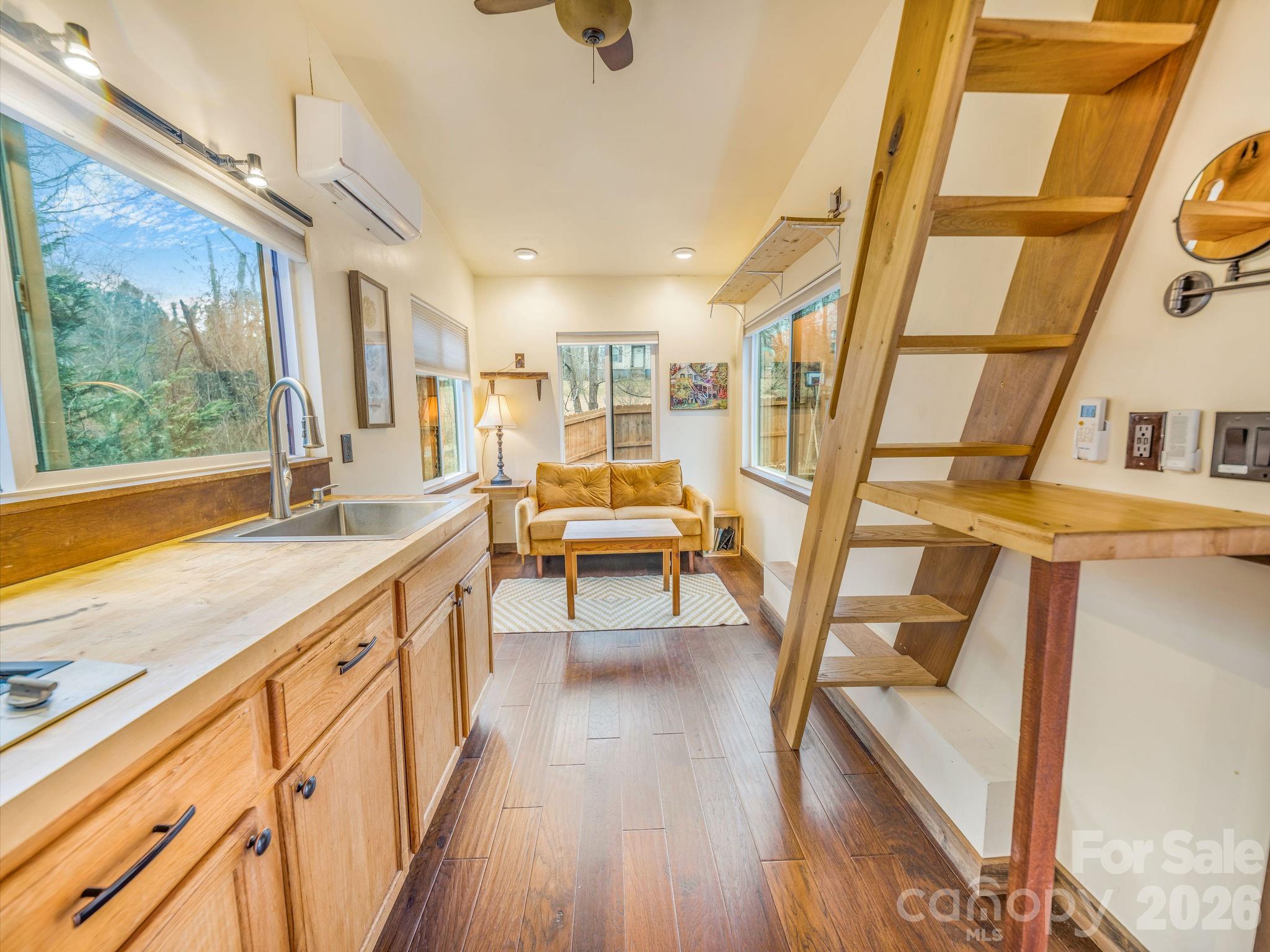 9 Mountain View Road Asheville NC 28806