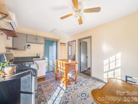 9 Mountain View Road Asheville NC 28806