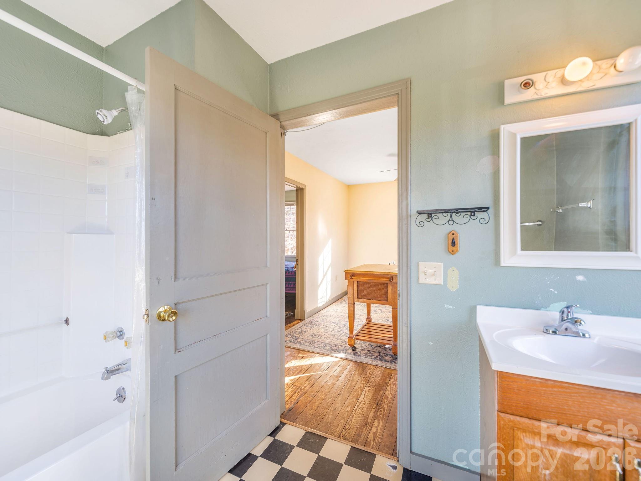 9 Mountain View Road Asheville NC 28806