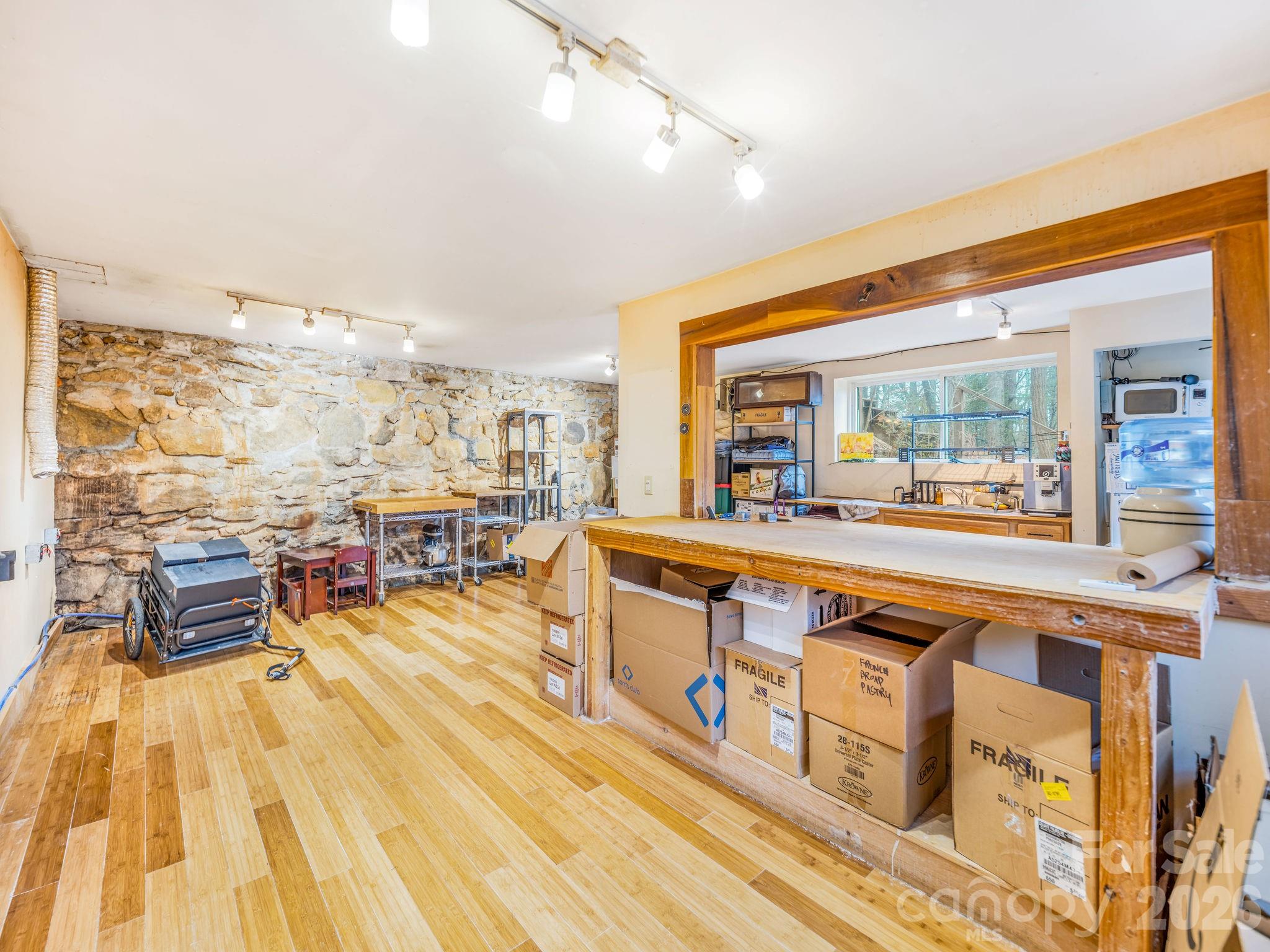 9 Mountain View Road Asheville NC 28806