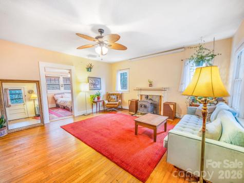 9 Mountain View Road Asheville NC 28806