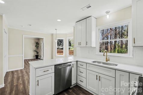 577 Tryon Place Gastonia NC 28054