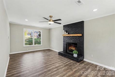 577 Tryon Place Gastonia NC 28054