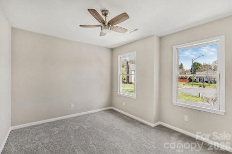 577 Tryon Place Gastonia NC 28054